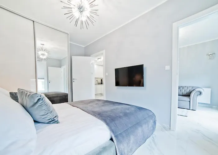 Unique Baltic Apartments - Apartament Z Garazem
