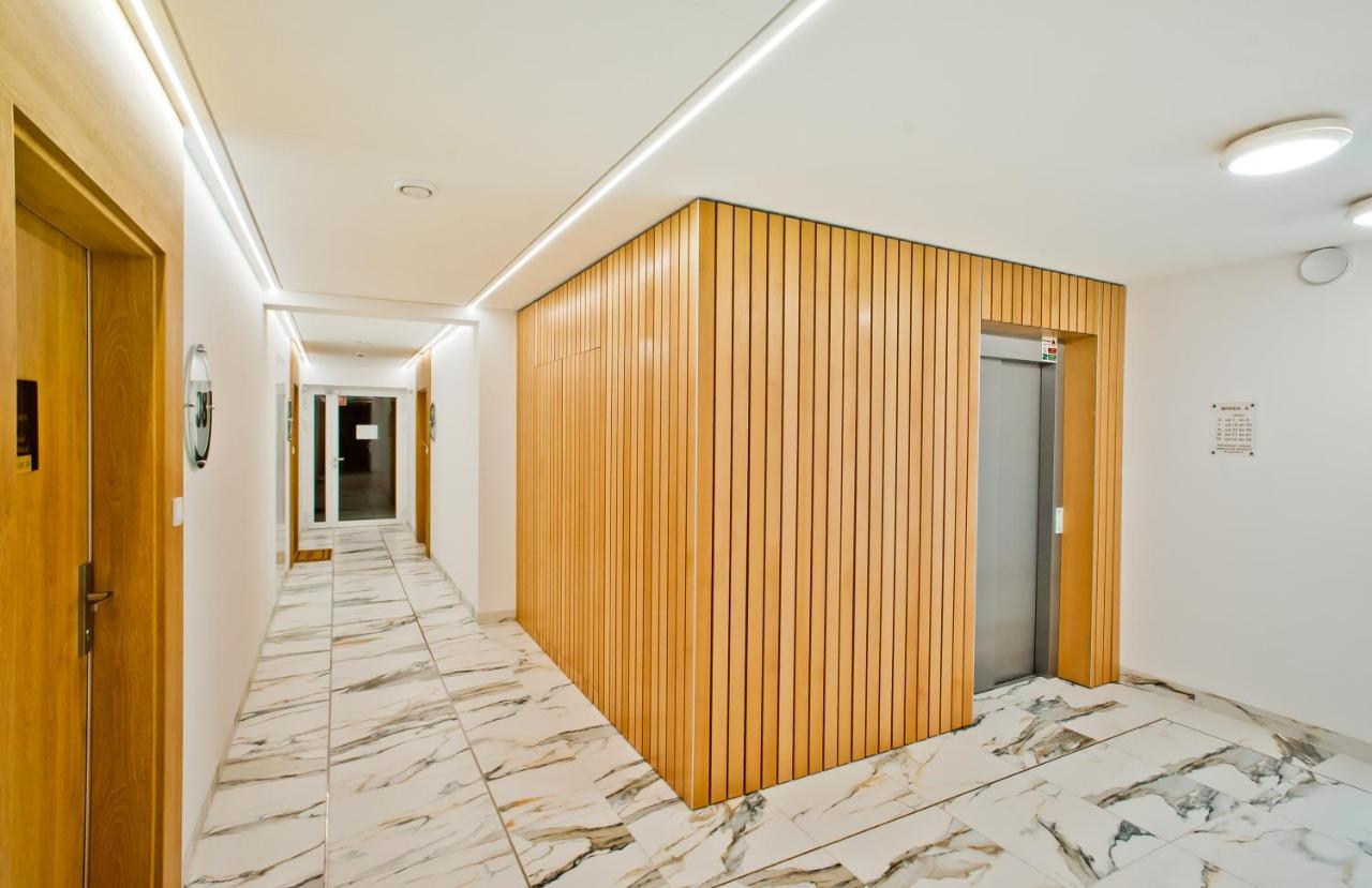 Unique Baltic - Z Garazem Apartament